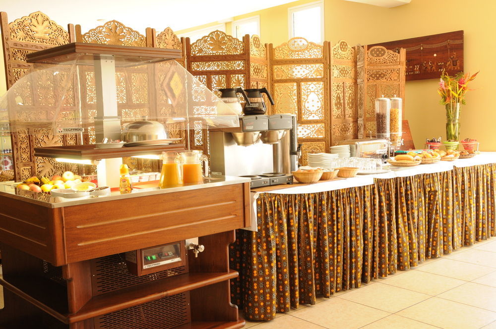 Hotel Maharajah Mamoudzou Экстерьер фото