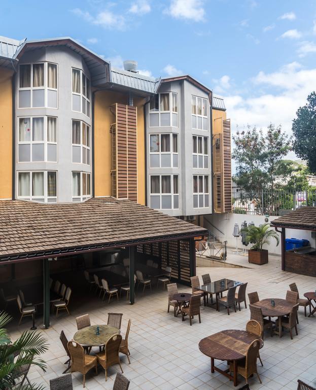 Hotel Maharajah Mamoudzou Экстерьер фото