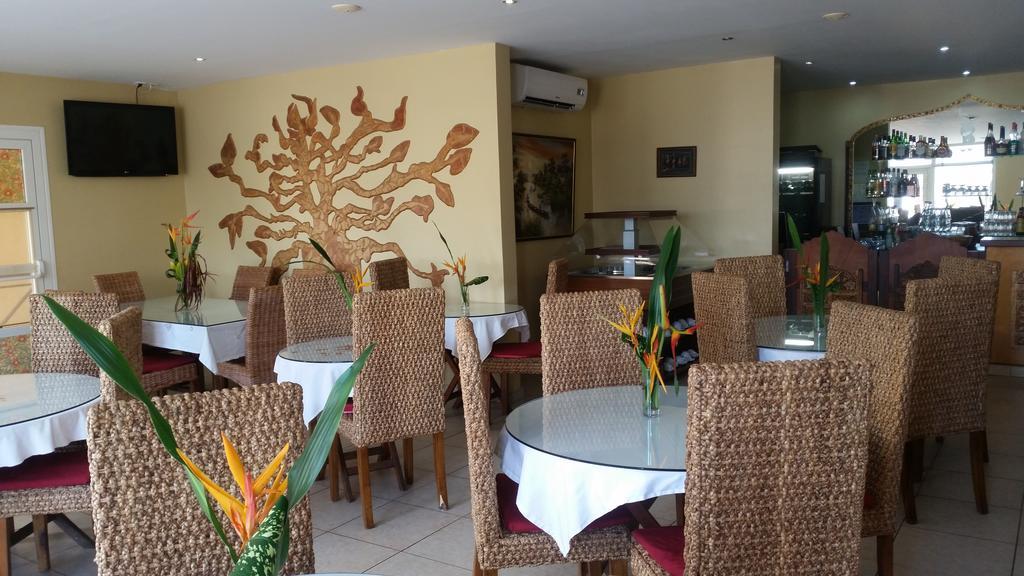 Hotel Maharajah Mamoudzou Экстерьер фото