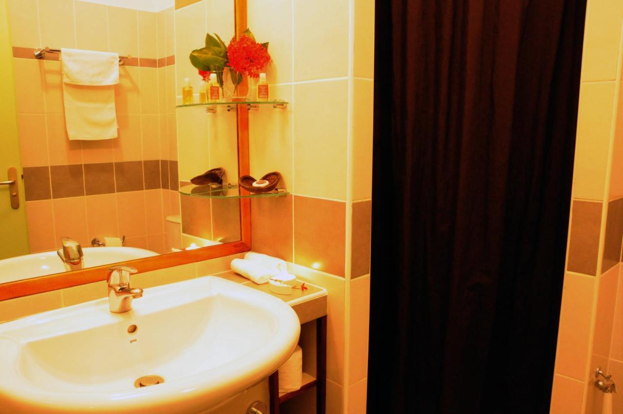 Hotel Maharajah Mamoudzou Номер фото